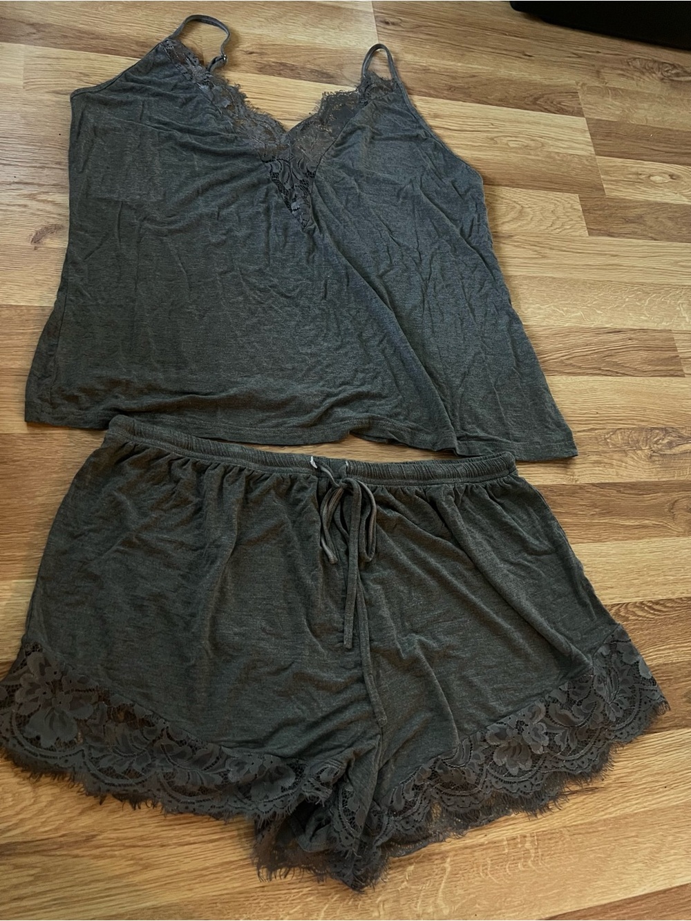Women's Lace-Trim Cami & Shorts Sleep Set — Charcoal